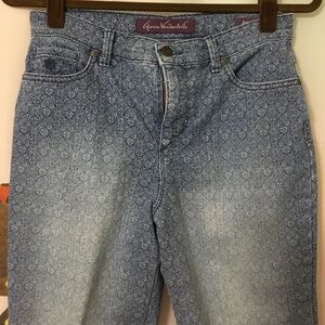 Gloria Vanderbilt Swan Series Amanda Flawless Flex Stretch Jean Capris Size 4